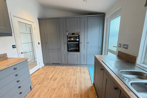 undefined, Edenbridge, Kent, TN8