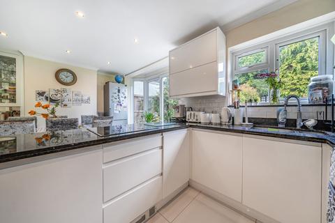 4 bedroom semi-detached house for sale, Cloonmore Avenue, Orpington