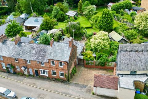 2 bedroom end of terrace house for sale, Sutton Street, Flore, Northampton NN7 4LE