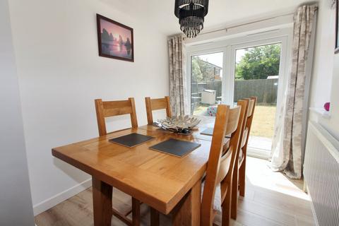 27 Miles Drive, Clifton, Shefford, SG17 5HS