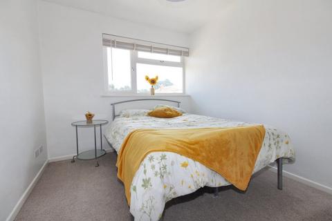 27 Miles Drive, Clifton, Shefford, SG17 5HS