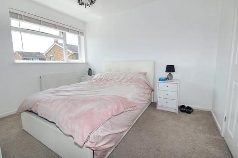 27 Miles Drive, Clifton, Shefford, SG17 5HS
