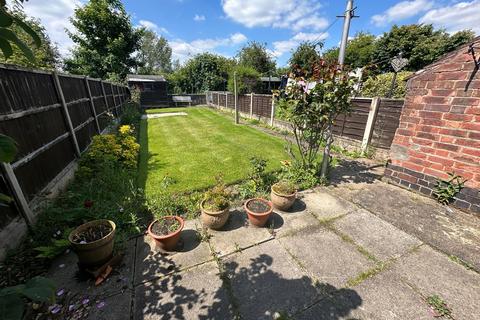86 Ferry Street, Burton-on-trent, DE15 9EY