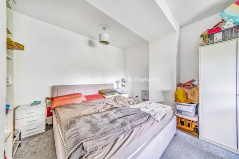 2 bedroom apartment to rent, Elmfield Road Bromley BR1