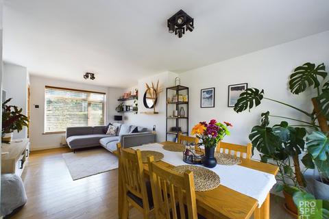 171 Blagdon Road, Reading, RG2 7NE