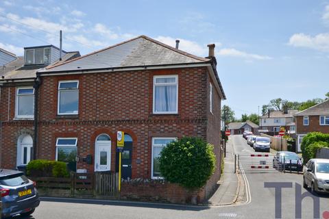 3 bedroom end of terrace house for sale, Newport PO30