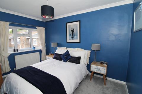 20 Chiltern Gardens, Bromley, BR2 0PT