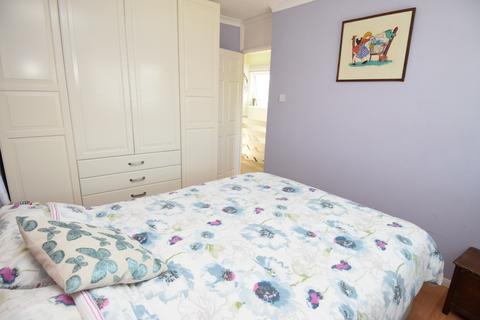 1 Flitcroft, Amesbury, Salisbury, SP4 7RH