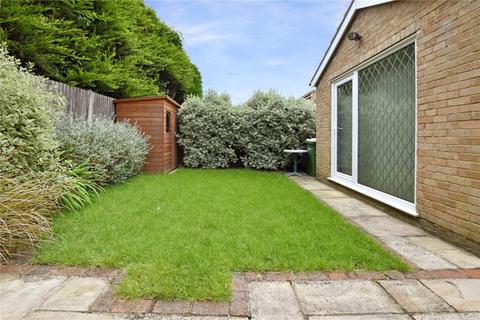 10 Iverhurst Close, Bexleyheath, DA6 8HY
