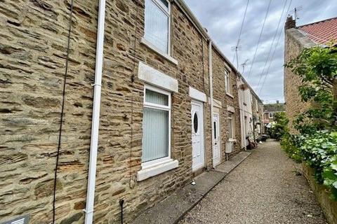 3 bedroom end of terrace house for sale, Cross Row, Crook, DL15