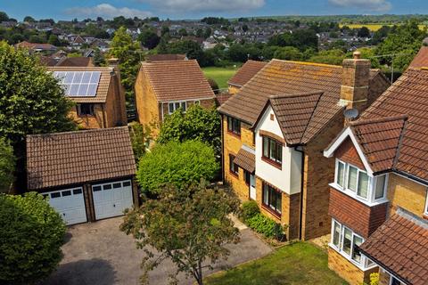 4 bedroom detached house for sale, Clanfield, Waterlooville PO8