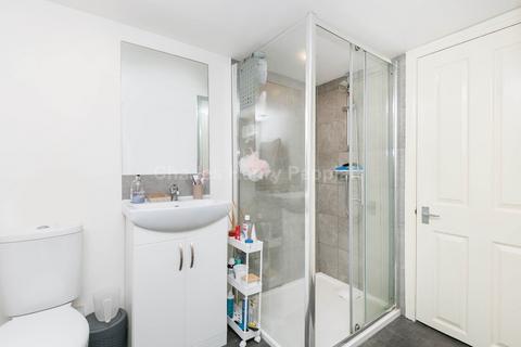Studio for sale, Coniston Road, Muswell Hill, N10