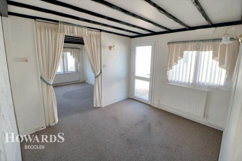 2 bedroom park home for sale, Pound Road, Beccles