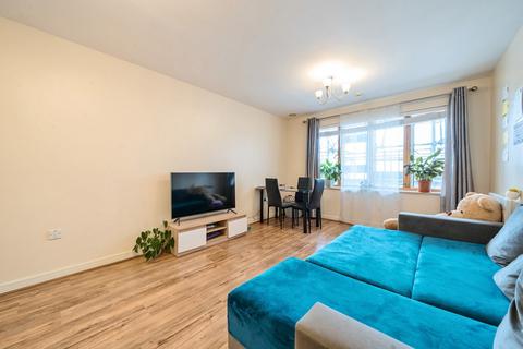 2 bedroom apartment for sale, Drayton Green Road, London