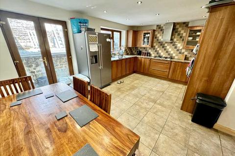 137 Abercerdin Road, Evanstown, Porth, CF39 8RR