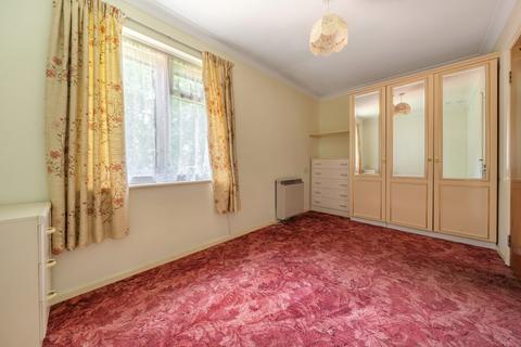 1 bedroom apartment for sale, Francis Court, Worplesdon Road, Guildford, Surrey, GU2