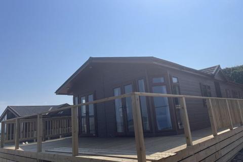 3 bedroom lodge for sale, Whitsand Bay Fort