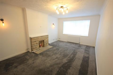 3 bedroom bungalow to rent, Jacqueline Road, Parkstone, Poole