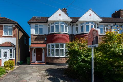 4 bedroom end of terrace house for sale, Holmdale Road, Chislehurst BR7