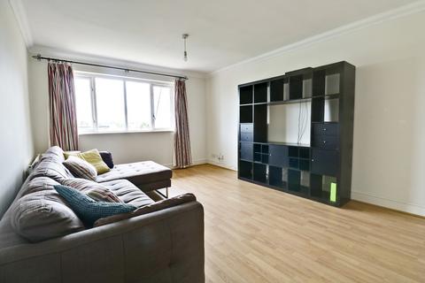 2 bedroom apartment to rent, Gainsborough Court, Bromley BR2