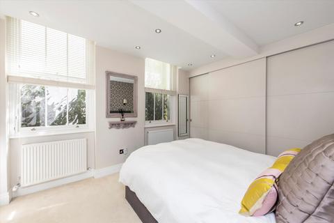 2 bedroom flat for sale, Queen's Gate Gardens, South Kensington, London, SW7