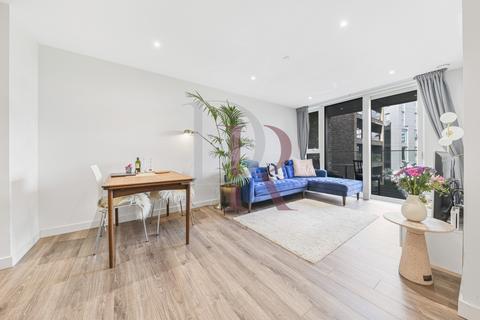 1 bedroom flat for sale, The Shoreline Building, Newnton Close, London, N4