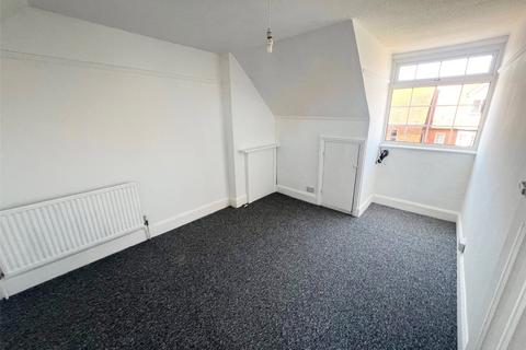 3 bedroom apartment to rent, High Street, Lee On The Solent, Hampshire, PO13