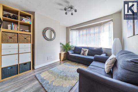 98 Browning Avenue, Worcester Park, KT4 8LB