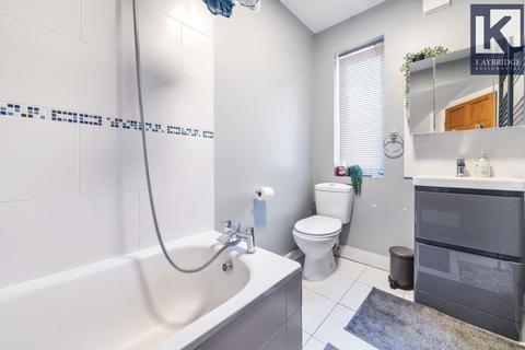 98 Browning Avenue, Worcester Park, KT4 8LB