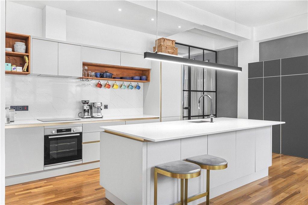 Reception/Kitchen