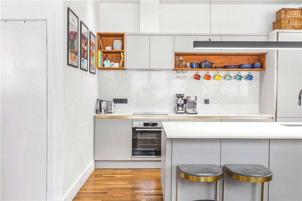 Reception/Kitchen