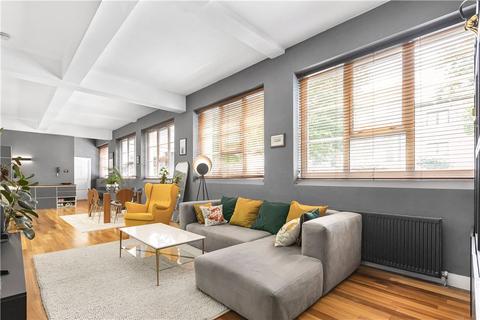 48 Sunlight Square, London, E2 6LD