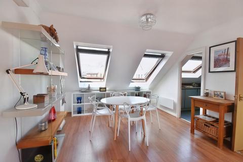 3 bedroom penthouse for sale, Exeter EX2