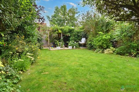 477 Topsham Road, Exeter, EX2 7AQ