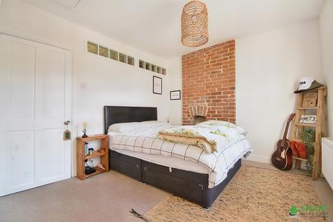 27 Bonhay Road, Exeter, EX4 4BP