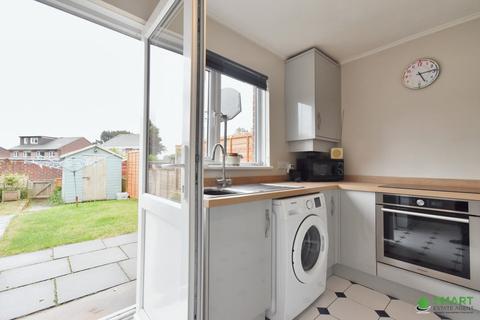 113 Corn Mill Crescent, Exeter, EX2 8TN