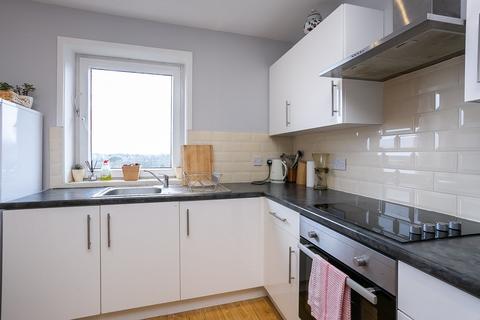 4 bedroom flat for sale, Westfield Court, Gorgie, Edinburgh, EH11