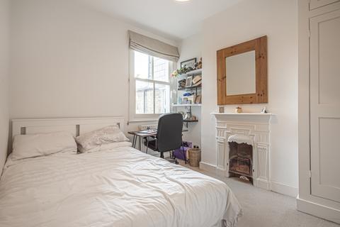 2 bedroom apartment to rent, Farlton Road Earlsfield SW18
