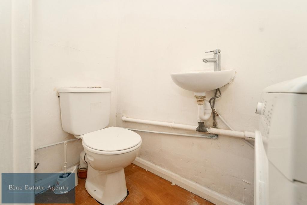 Ground Floor WC