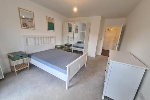 1 bedroom apartment to rent, Cornwall Gardens,  Maidenhead,  SL6