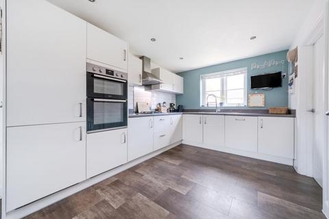 4 bedroom detached house for sale, Bloxham,  Oxfordshire,  OX15