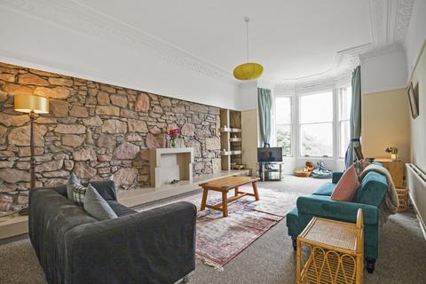 3 bedroom flat for sale, 21 3f2, Warrender Park Terrace, Edinburgh, EH9 1EF