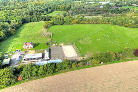 4 bedroom detached house for sale, Sandpit Lane, Brentwood, CM14