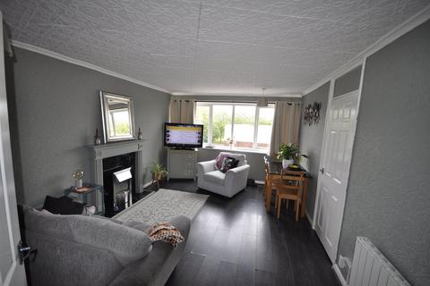 1 bedroom flat for sale, Roseville Precinct Castle Street, Bilston, WV14