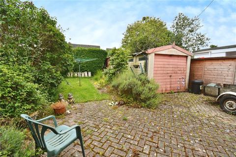 8 Alder Close, Whitenap, Romsey, SO51 5SJ