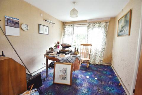 8 Alder Close, Whitenap, Romsey, SO51 5SJ