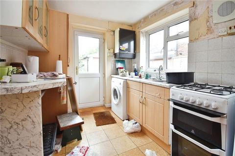 8 Alder Close, Whitenap, Romsey, SO51 5SJ