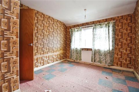 8 Alder Close, Whitenap, Romsey, SO51 5SJ