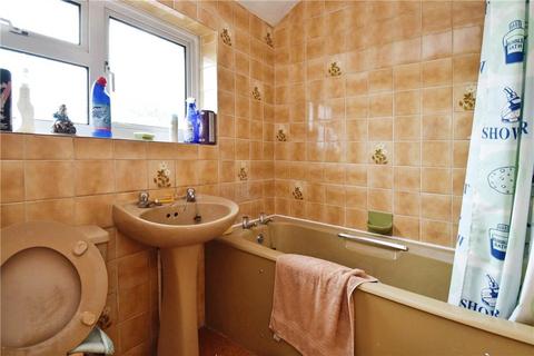 8 Alder Close, Whitenap, Romsey, SO51 5SJ