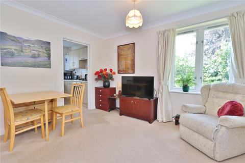 2 bedroom apartment for sale, St. Johns Hill Road, Woking, Surrey, GU21